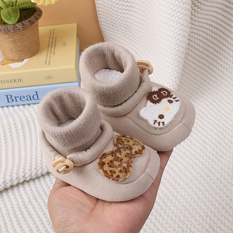 Spring new baby shoes for both men and women, cartoon cute soft soled front single shoes