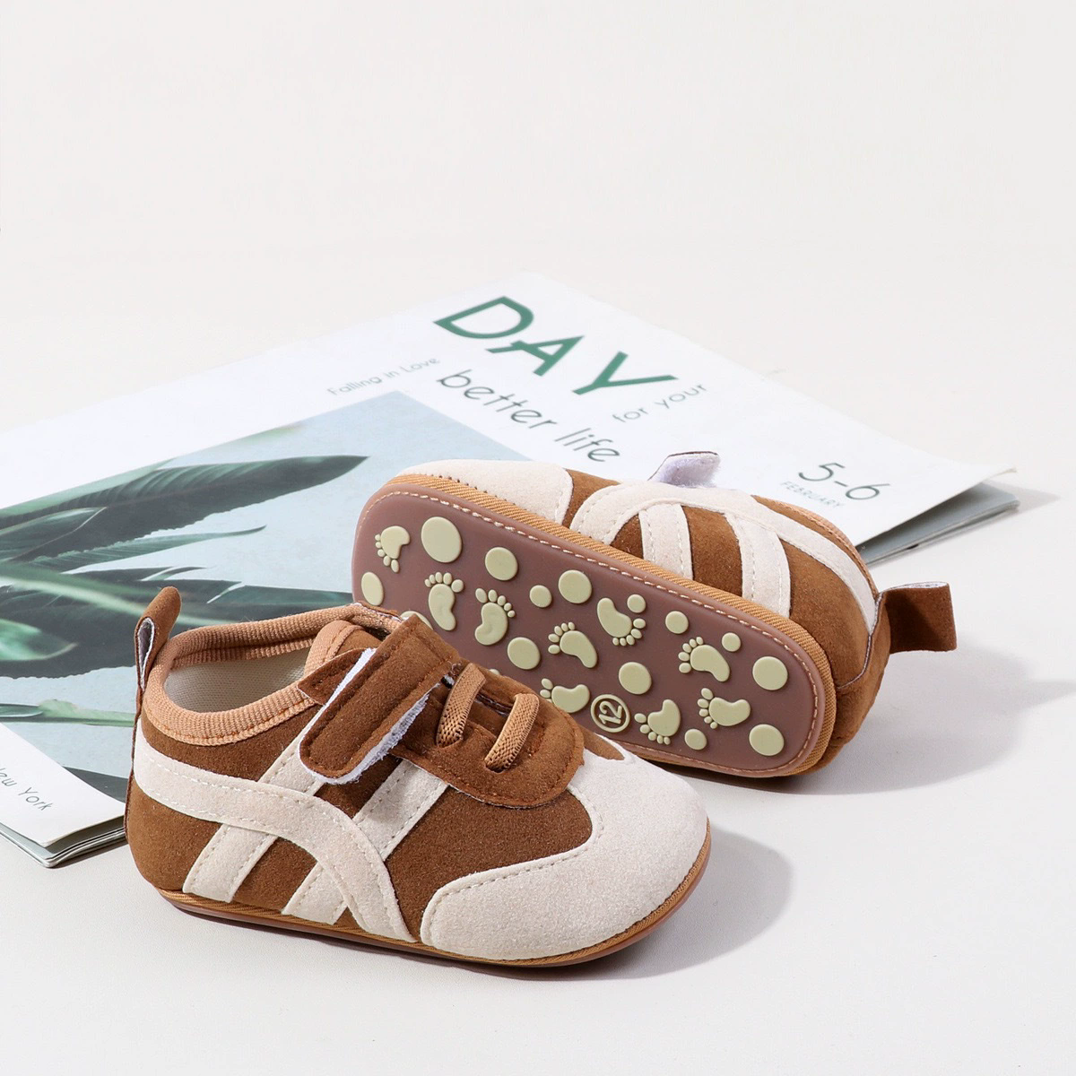 New Spring and Autumn Infant Soft Bottom Anti slip Color blocked Sports Shoes with Rubber Bottom Velcro
