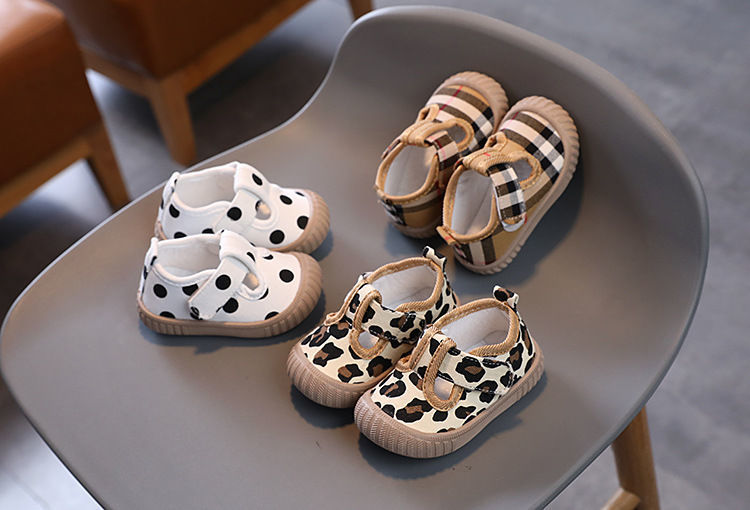 New Baby Girl Shoes Trendy Fashion Versatile Walker Soft Soled Comfort Casual Canvas Shoe Breathable Leopard Pattern Boys Shoes