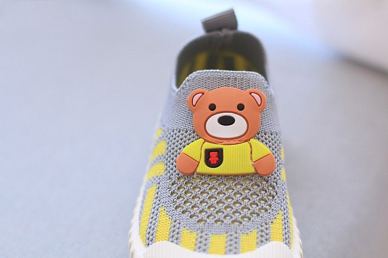 Spring/Summer New Style 1-3 Year Old Boys and Girls Baby Mesh Shoes Breathable Baby Soft soled Sneakers
