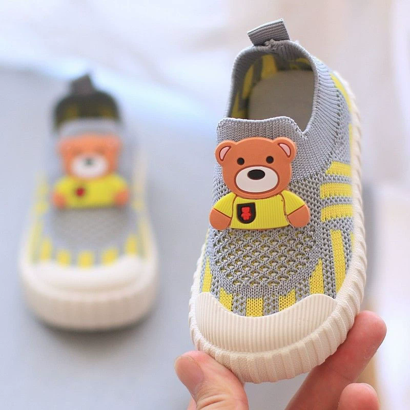 Spring/Summer New Style 1-3 Year Old Boys and Girls Baby Mesh Shoes Breathable Baby Soft soled Sneakers