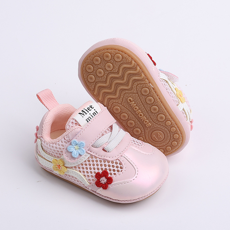 Spring and summer baby girls 0-12 months old, breathable and non slip mesh walking shoes with heels that do not fall off