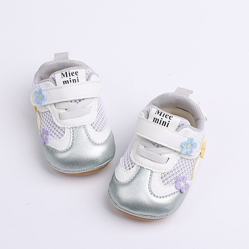 Spring and summer baby girls 0-12 months old, breathable and non slip mesh walking shoes with heels that do not fall off