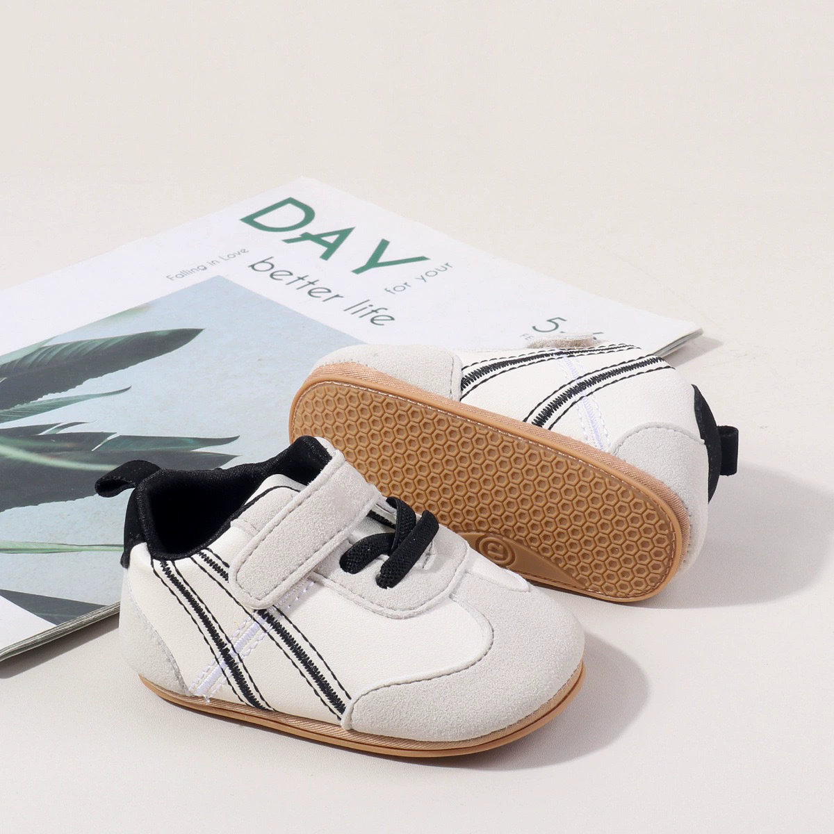 0-18months Infant Sneakers Contrast Color Hook and Loop Closure Soft Sole Non-Slip First Walking Shoes for boys girls
