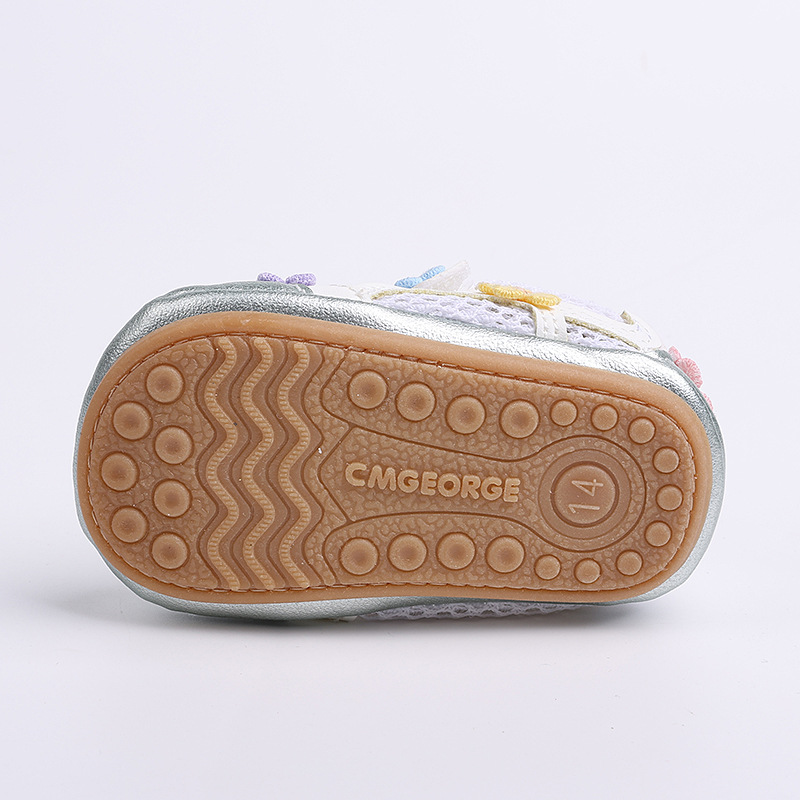 Spring and summer baby girls 0-12 months old, breathable and non slip mesh walking shoes with heels that do not fall off