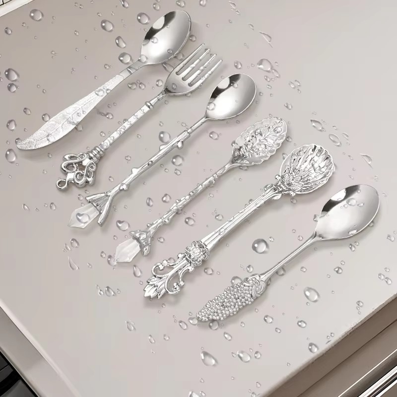 6PCs Vintage Palace Coffee Spoon Set Home Tableware Kitchen Gadget Set Ice Cream Jam Dessert Spoon Afternoon Tea Decor Tool Gift
