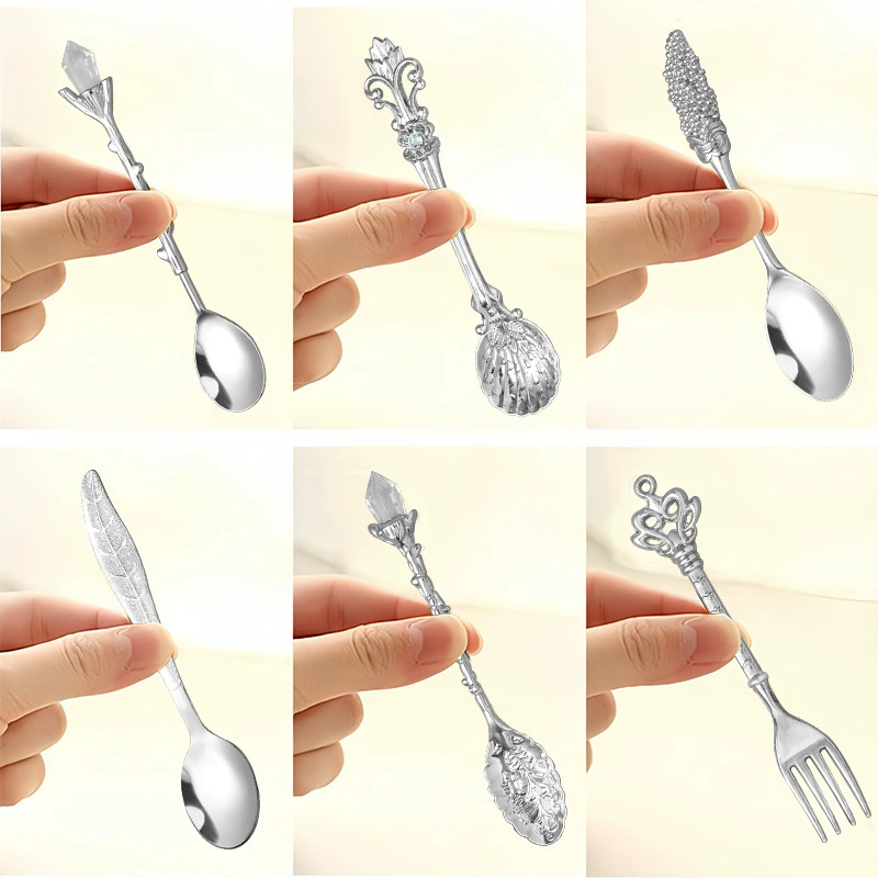 6PCs Vintage Palace Coffee Spoon Set Home Tableware Kitchen Gadget Set Ice Cream Jam Dessert Spoon Afternoon Tea Decor Tool Gift