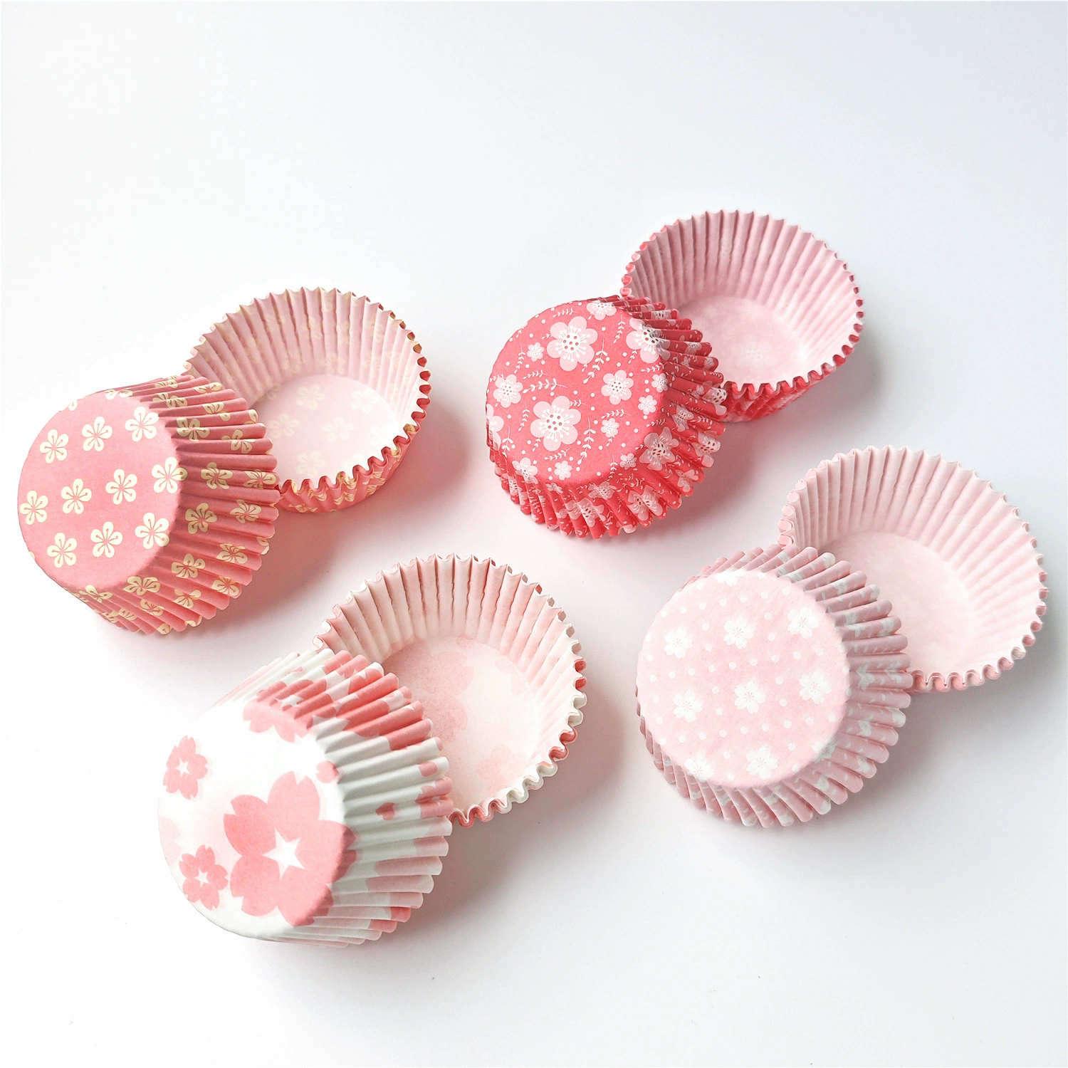 100PCS pink flower baking paper cup, high temperature resistant oil proof paper holder, dessert Dim sum pad, cake paper holder