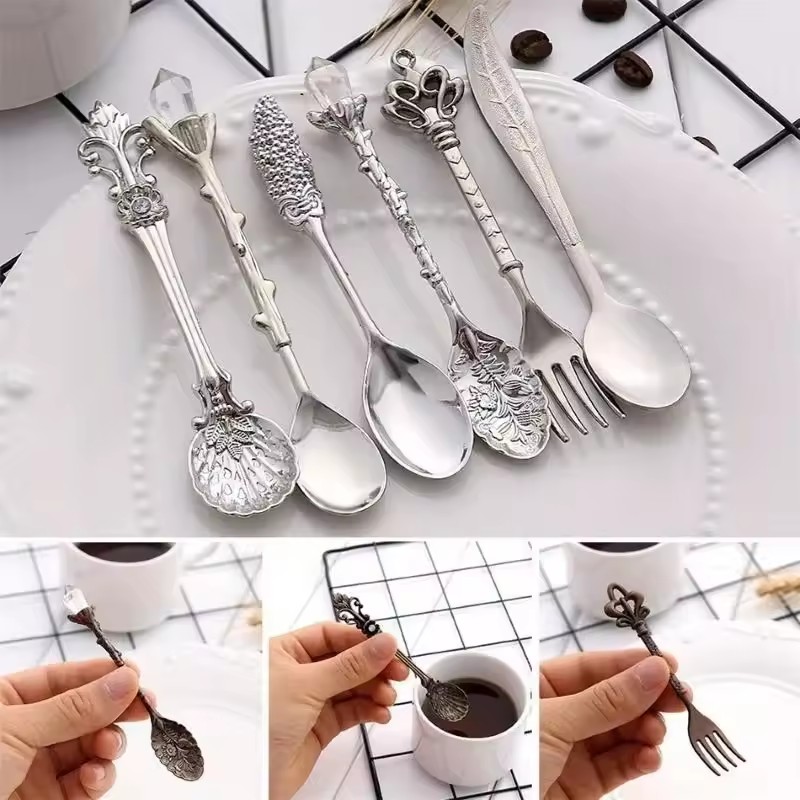 6PCs Vintage Palace Coffee Spoon Set Home Tableware Kitchen Gadget Set Ice Cream Jam Dessert Spoon Afternoon Tea Decor Tool Gift