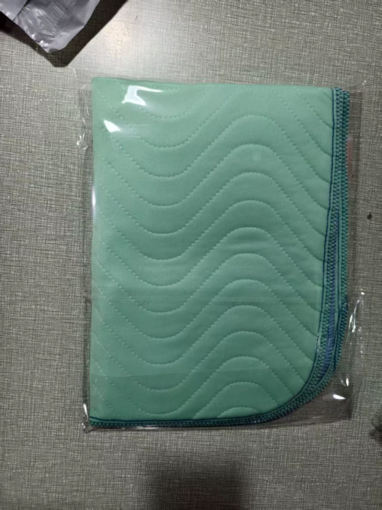 1PCS Washable Underpads Reusable Waterproof Bed Pads Super Absorbent Incontinence Mattress Protector for Adults Kids Pets