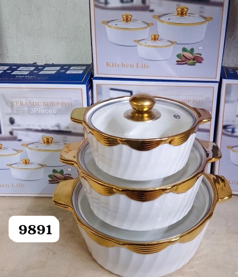 🥑🥑MERRY DEALS 🍒🍒☑️ 3pcs Ceramic serving bowls  set.
add style and convenience to your dining table with this elegant 3-piece ceramic serving bowls set. perfect for serving snacks, salads, fruits,