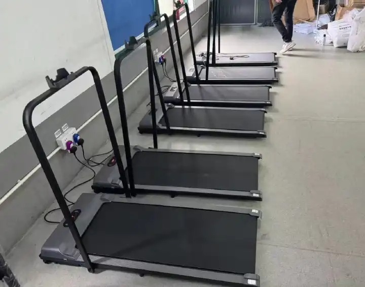 Foldable Electric Treadmill - Electronic Walking Pad - 10km/