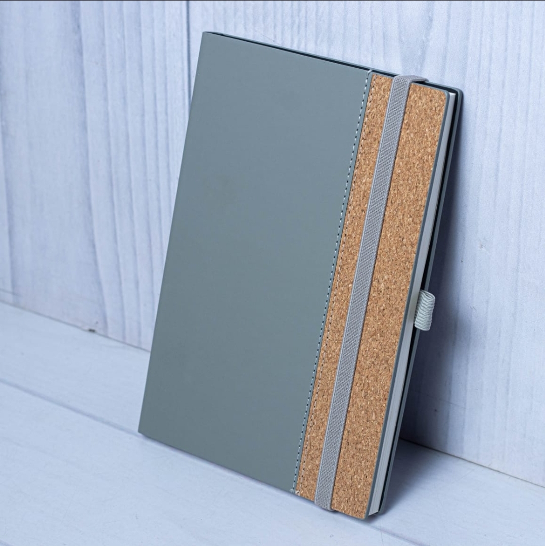 Eco Side Premium Notebook Journal with Free Executive Pen – Professional Office, School & Daily Planner