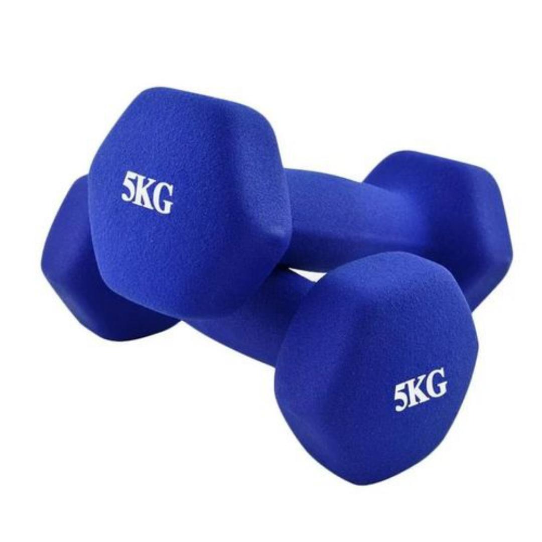 Hexagonal dumbbells ranging in weight from 1kg to 5kg.