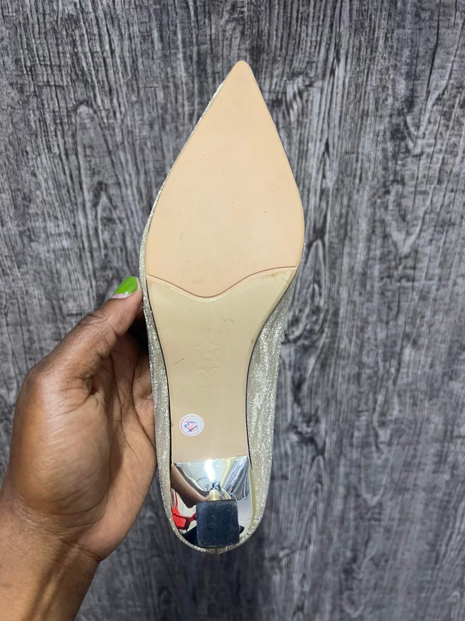 Thrift Womens Heels, Small Feet. Thrift Kids Heels. Thrift Girls Heels. 1.5 inches, Size 35, Normal Fitting