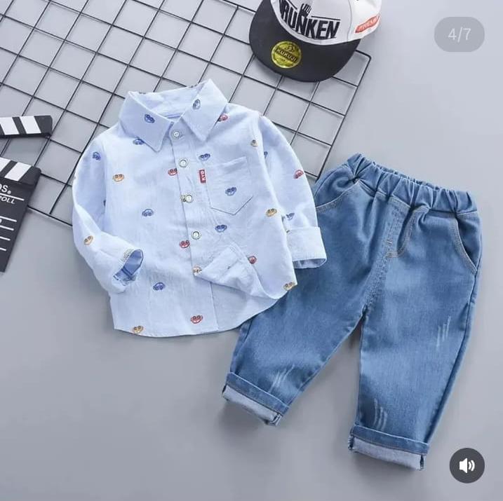 Kids Clothes. Boys 2 Piece Set. Age: 2 - 4 Years