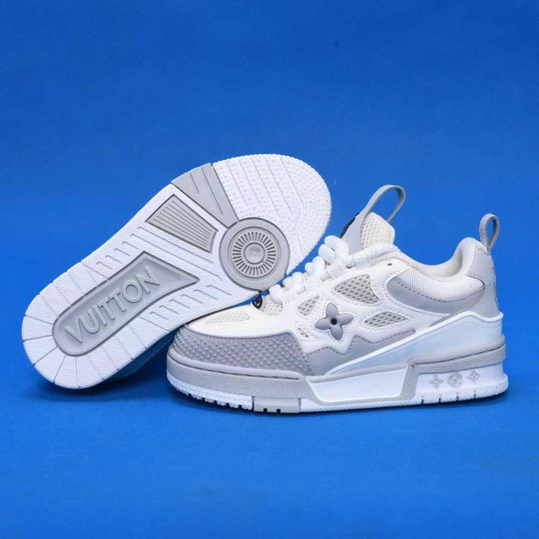 Louis Vuitton Fashion Sneakers for Kids. LV Kids Fashion Sneakers. Kids Unisex Sneakers. Boys Sneakers. Girls Sneakers. Normal Fitting.