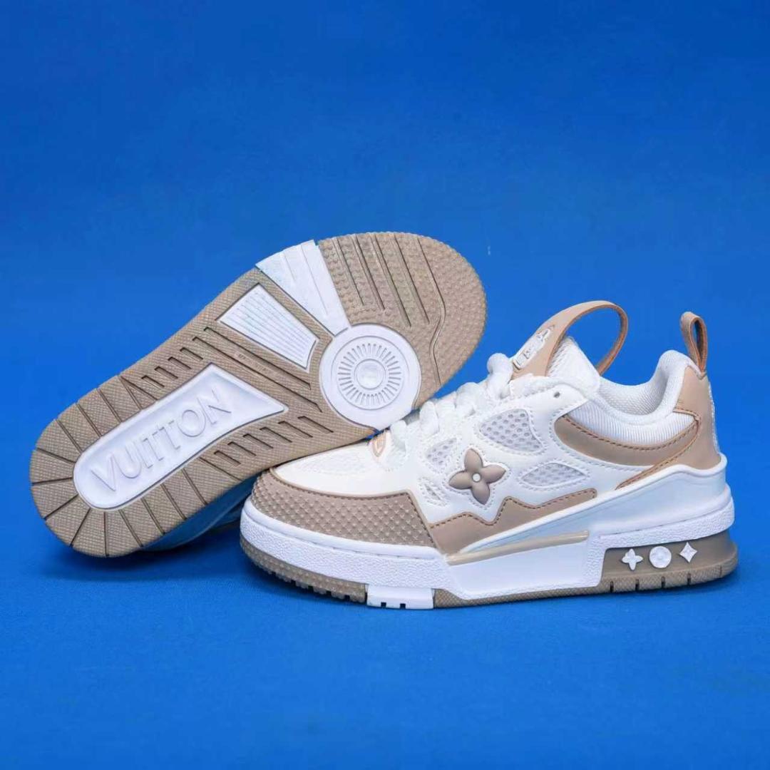 Louis Vuitton Fashion Sneakers for Kids. LV Kids Fashion Sneakers. Kids Unisex Sneakers. Boys Sneakers. Girls Sneakers. Normal Fitting.