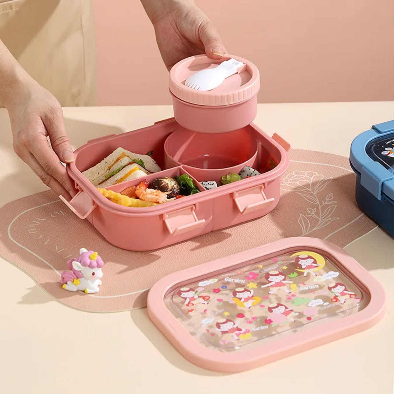 4-Compartment Bento Lunch Box with Spoon – Leak-Proof Food Container with Snap-Lock Lid, Multi-Section Meal Storage Box for Packing Lunch, Snacks, Fruits and Different Foods Separately