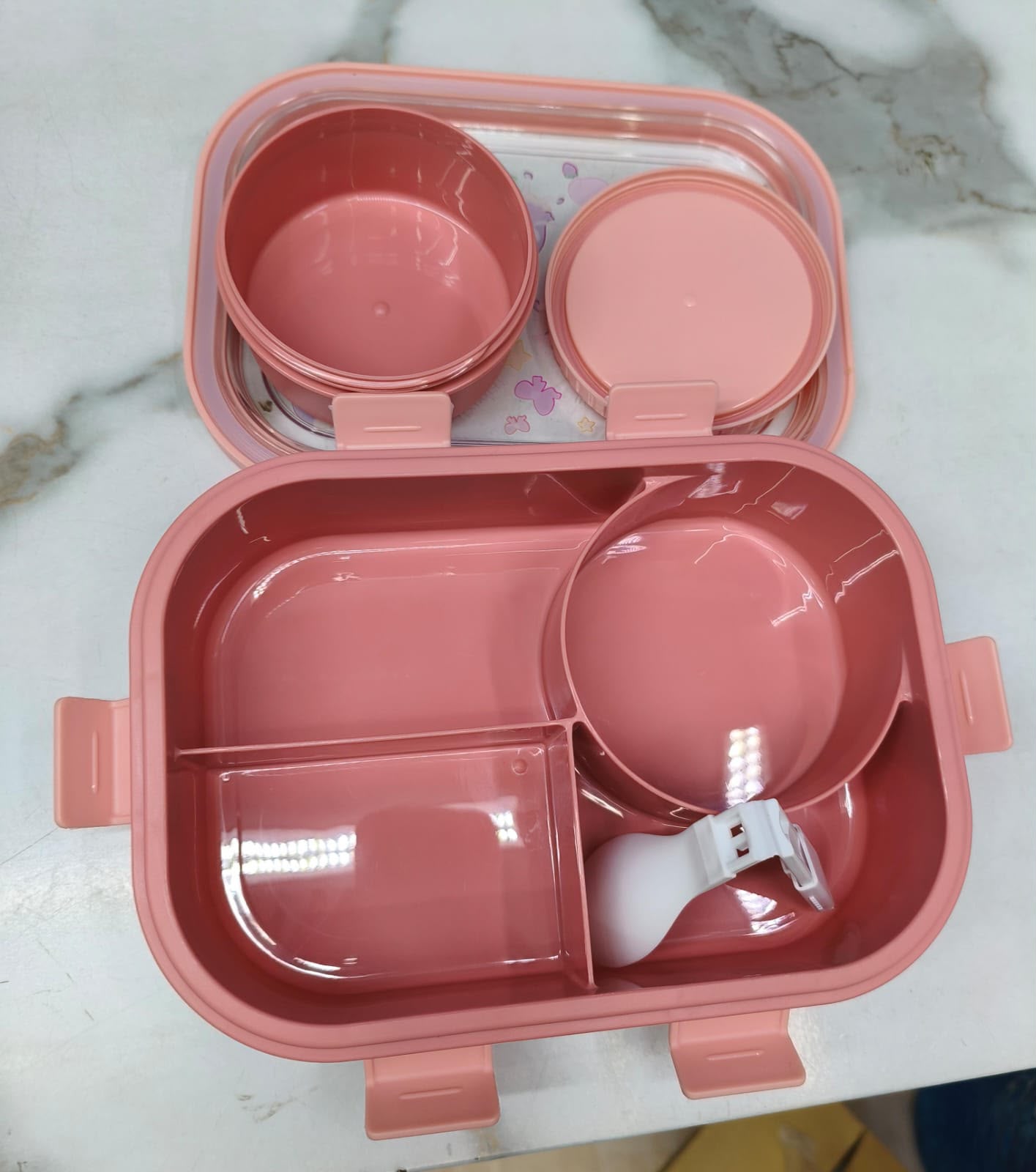 4-Compartment Bento Lunch Box with Spoon – Leak-Proof Food Container with Snap-Lock Lid, Multi-Section Meal Storage Box for Packing Lunch, Snacks, Fruits and Different Foods Separately