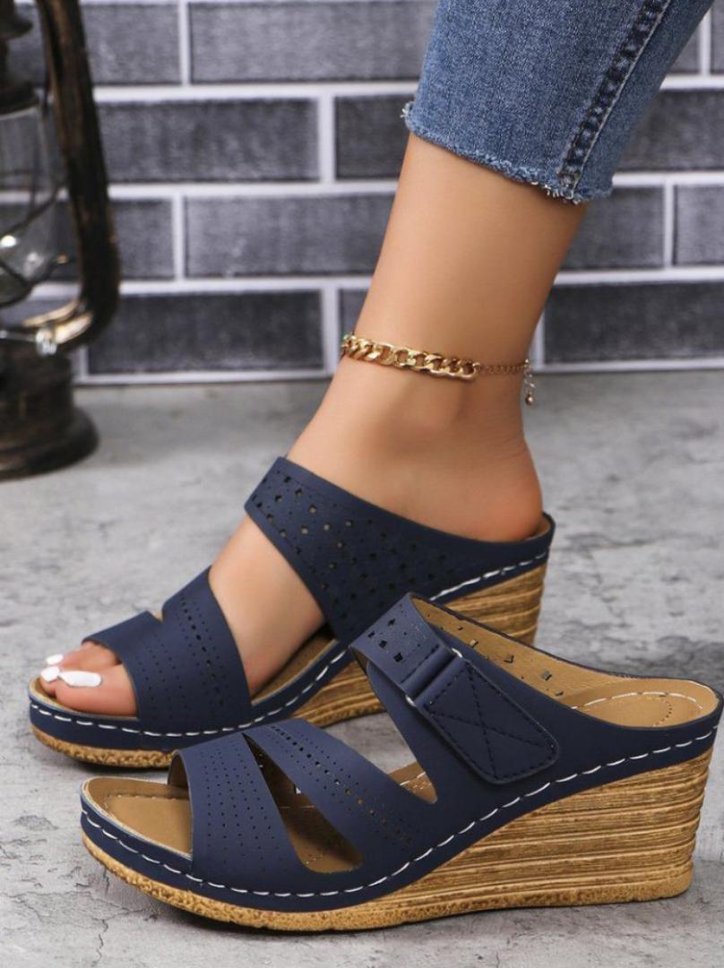 ORTHOPEDIC-COMFORT WEDGE SANDALS ( Nice one especially if you have issues with your back!!)😍
