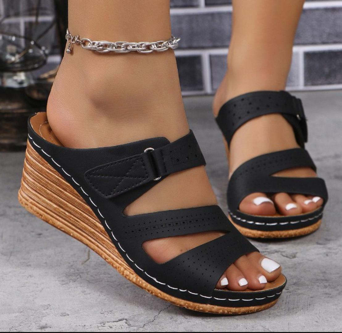 ORTHOPEDIC-COMFORT WEDGE SANDALS ( Nice one especially if you have issues with your back!!)😍