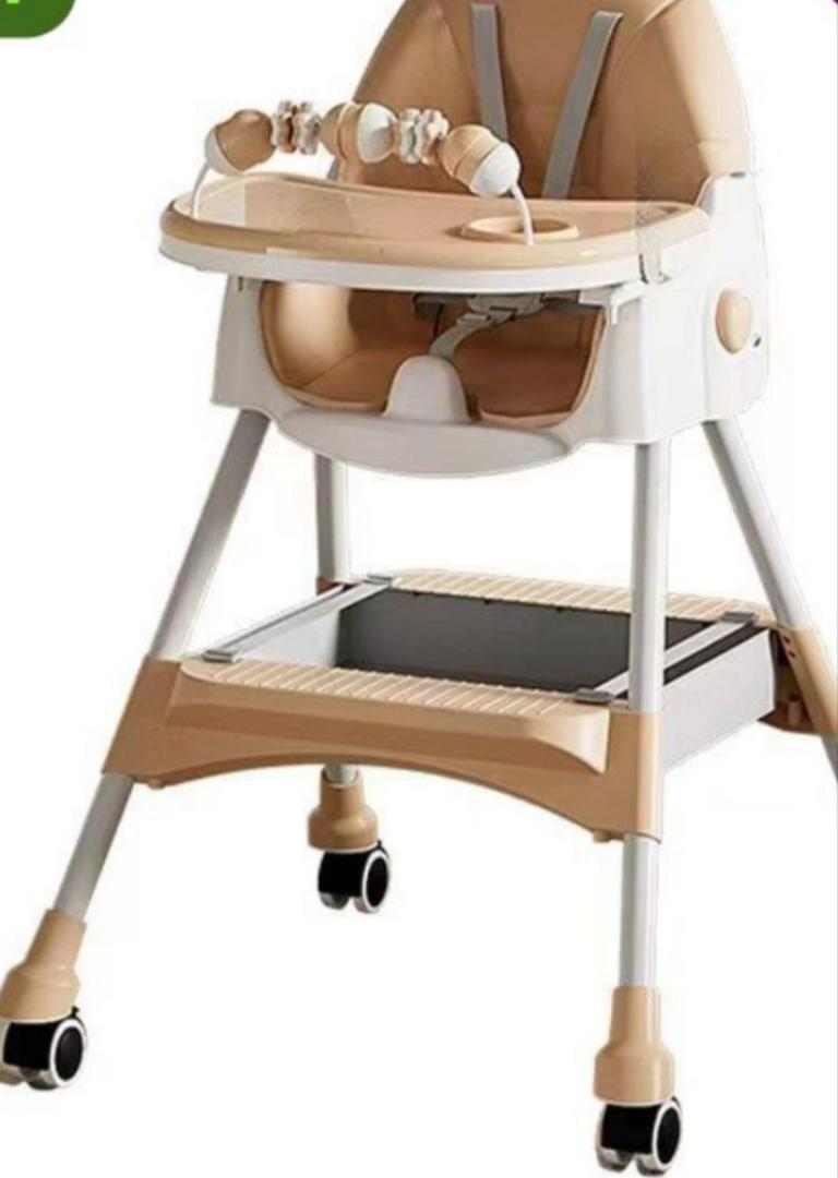HIGH BABY  FEEDING CHAIR