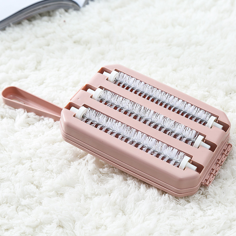 New three-roller household carpet cleaning brush, multi-functional roller brush for sofas, beds, and pet hair removal.