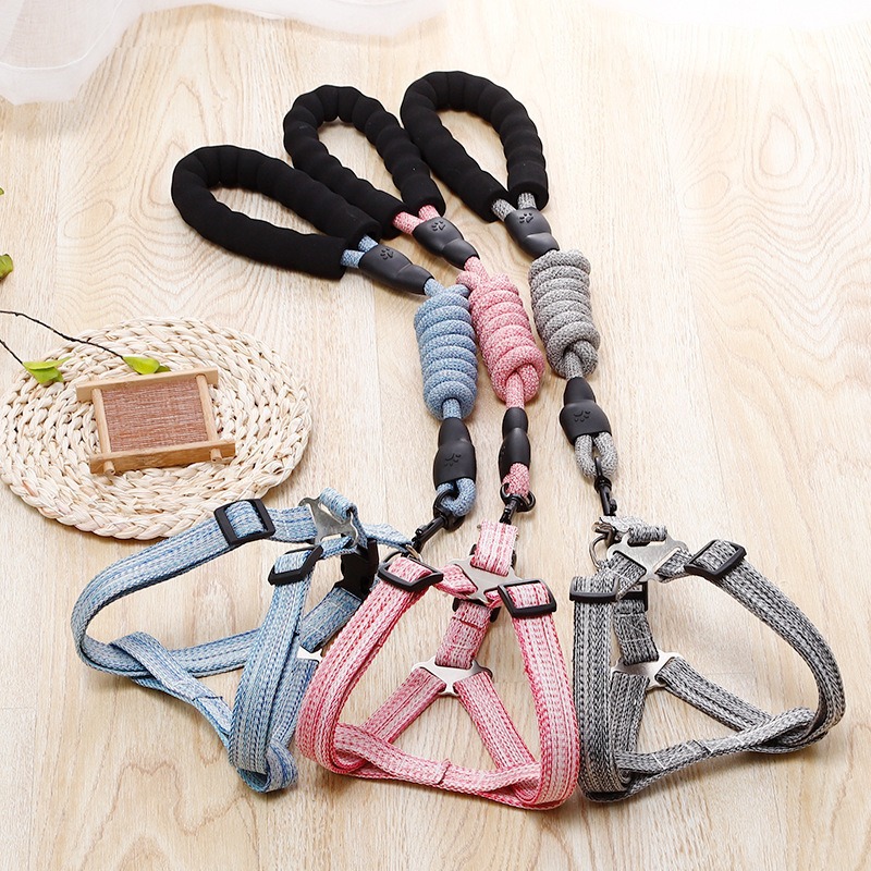Explosion-proof retractable dog leash, dog harness, dog walking leash, large, medium and small dog chain collar, pet supplies