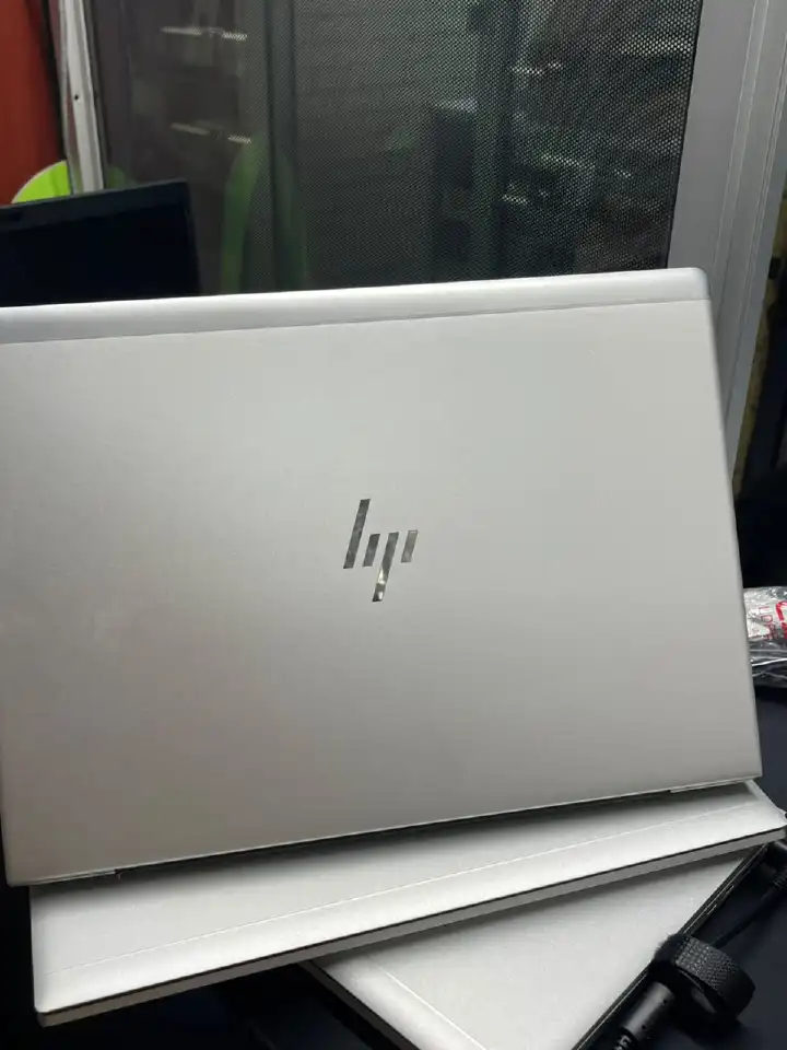 HP EliteBook 840 G8 Laptop Intel Core i5 11th Gen, 8GB RAM, 256GB SSD, Windows 11 Pro, 14 Inch FHD Display, Refurbished Business Laptop with Free Mouse