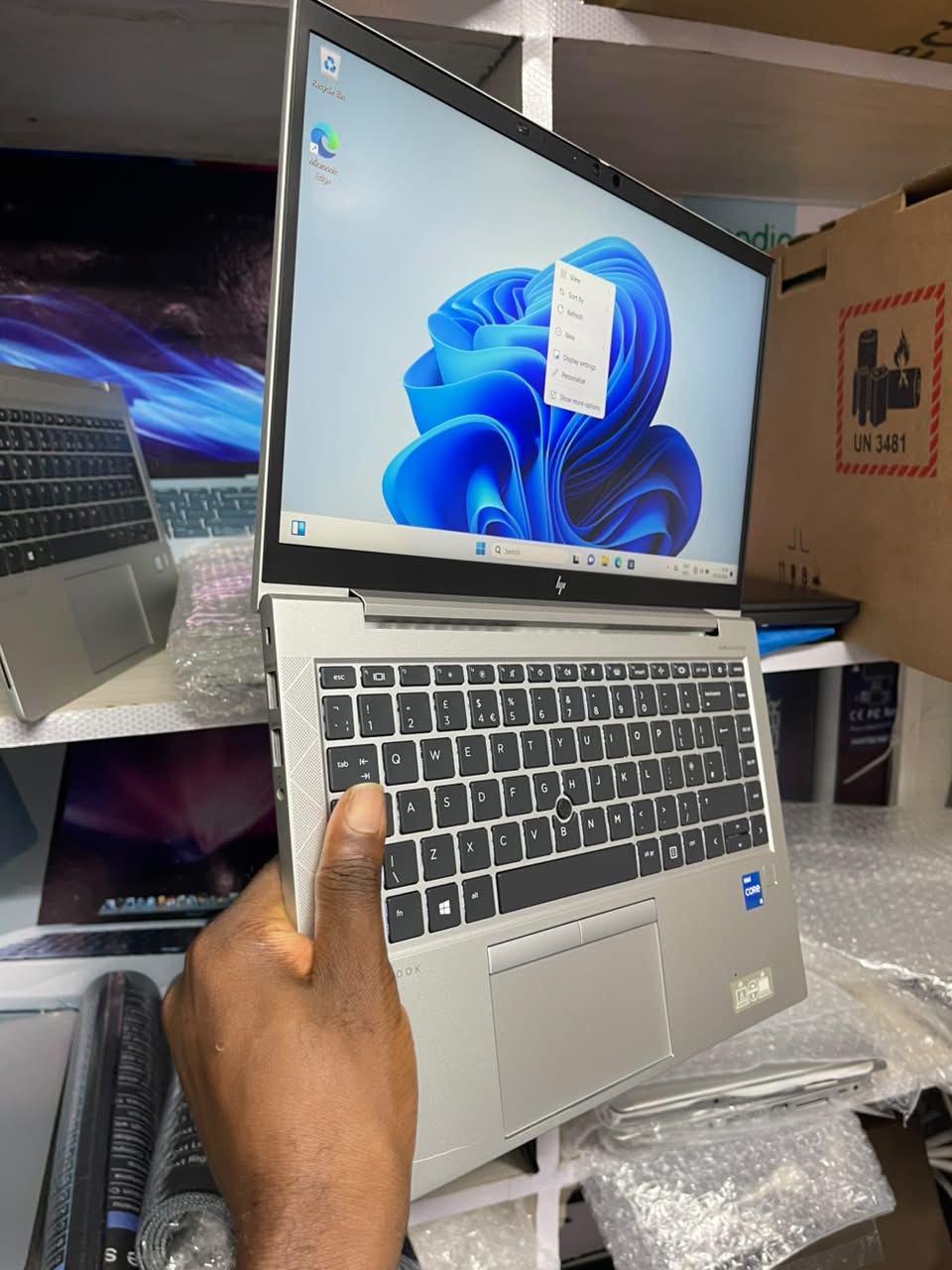 HP EliteBook 840 G8 Laptop Intel Core i5 11th Gen, 8GB RAM, 256GB SSD, Windows 11 Pro, 14 Inch FHD Display, Refurbished Business Laptop with Free Mouse