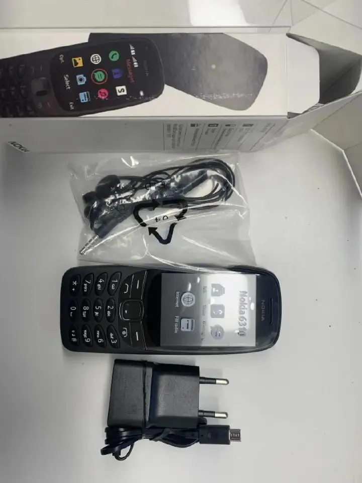 [SUPER DEALS!!!] Nokia 6310 2021 Smartphone 2.8 Inch Screen Dual SIM Phone 2G Call Rear Camera 0.5MP Shock Resistant and Durable Super Strong Signal Long Battery Backup Phone No