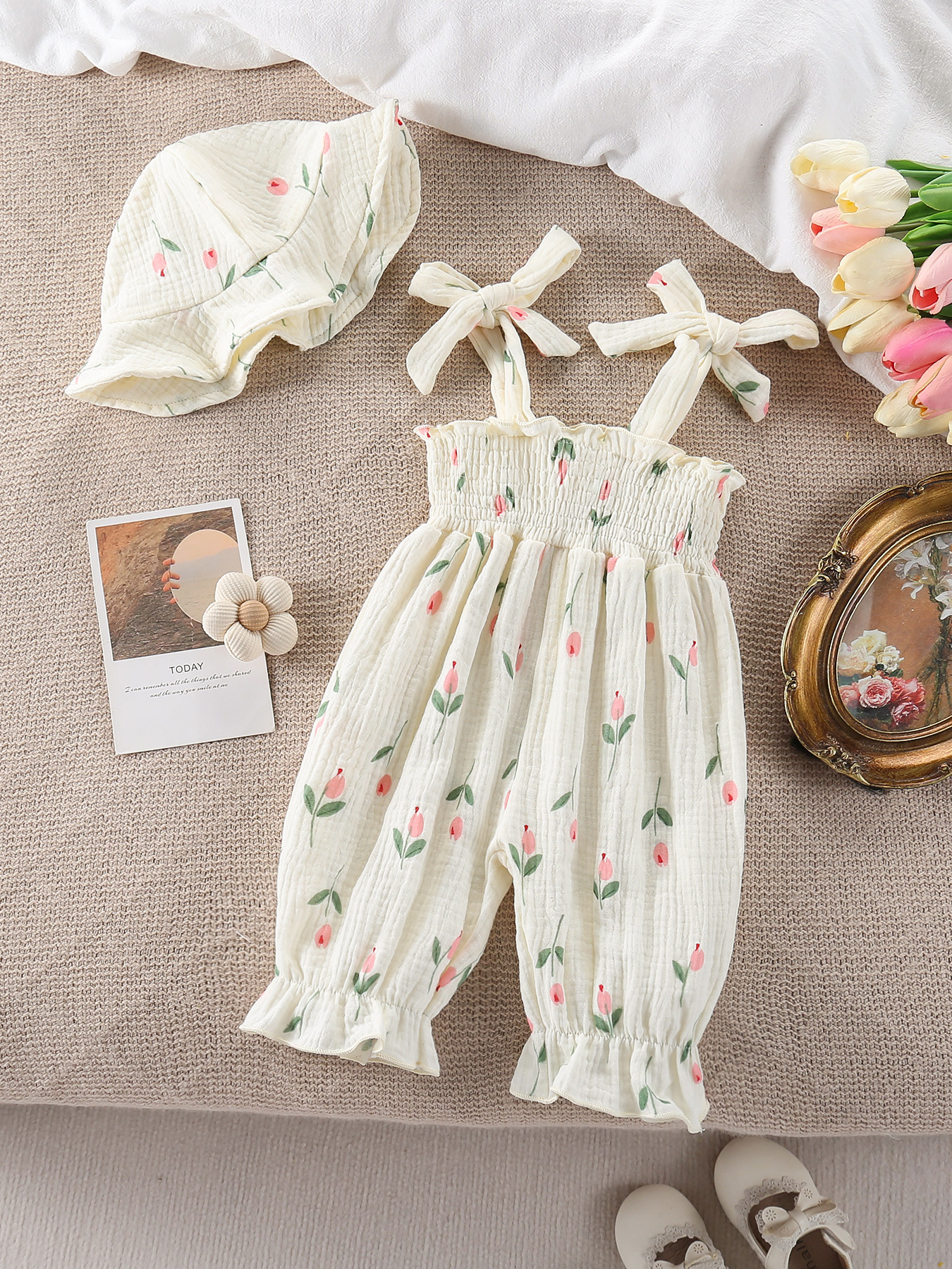 New Summer Baby Rompers 3-18M Sweet Floral Tulip Infant Girls Strap Jumpsuit with Hat Loose Toddler Love Clothes Sleeveless Cotton Outfit Heart/Floral Print Bodysuit Toddler Smocked Jumpsuit And Hat