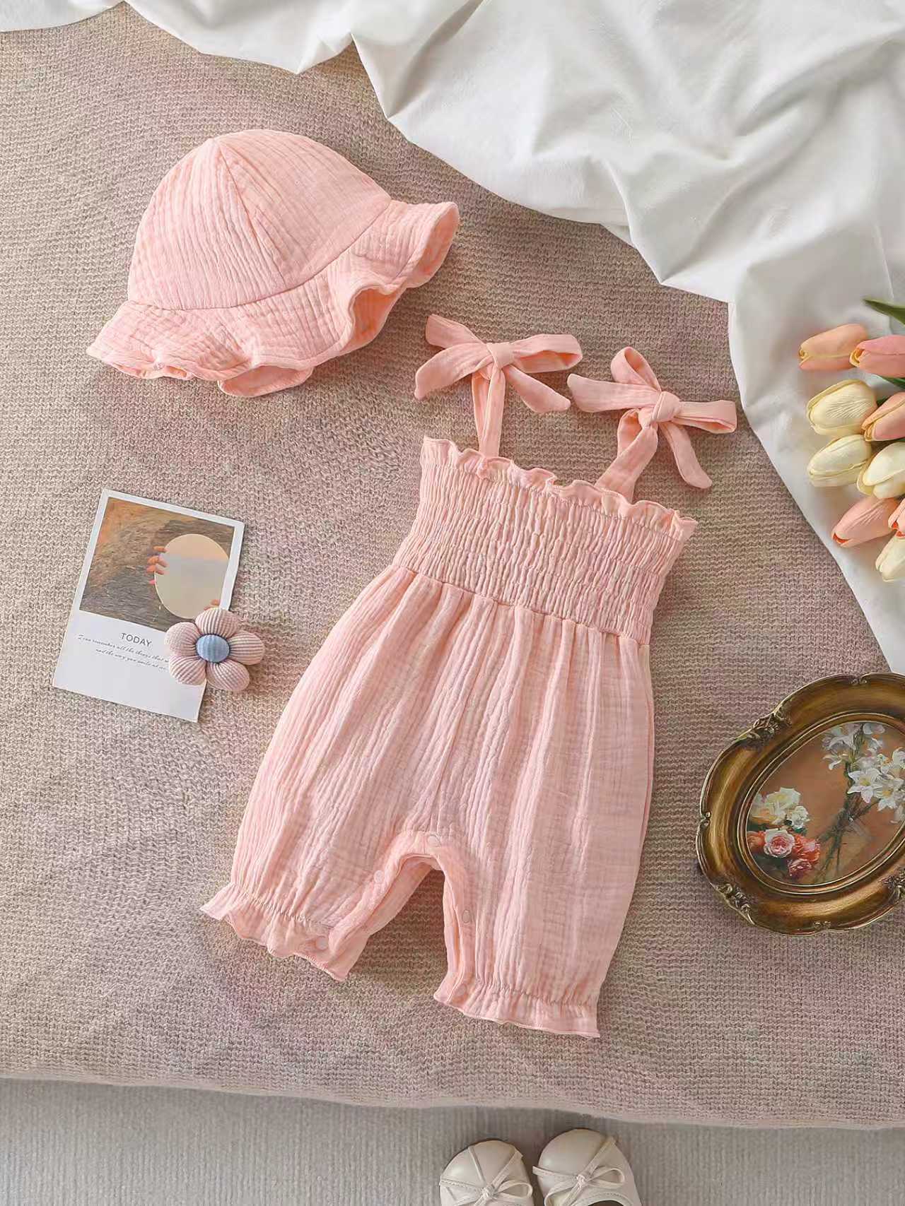 New Summer Baby Rompers 3-18M Sweet Floral Tulip Infant Girls Strap Jumpsuit with Hat Loose Toddler Love Clothes Sleeveless Cotton Outfit Heart/Floral Print Bodysuit Toddler Smocked Jumpsuit And Hat