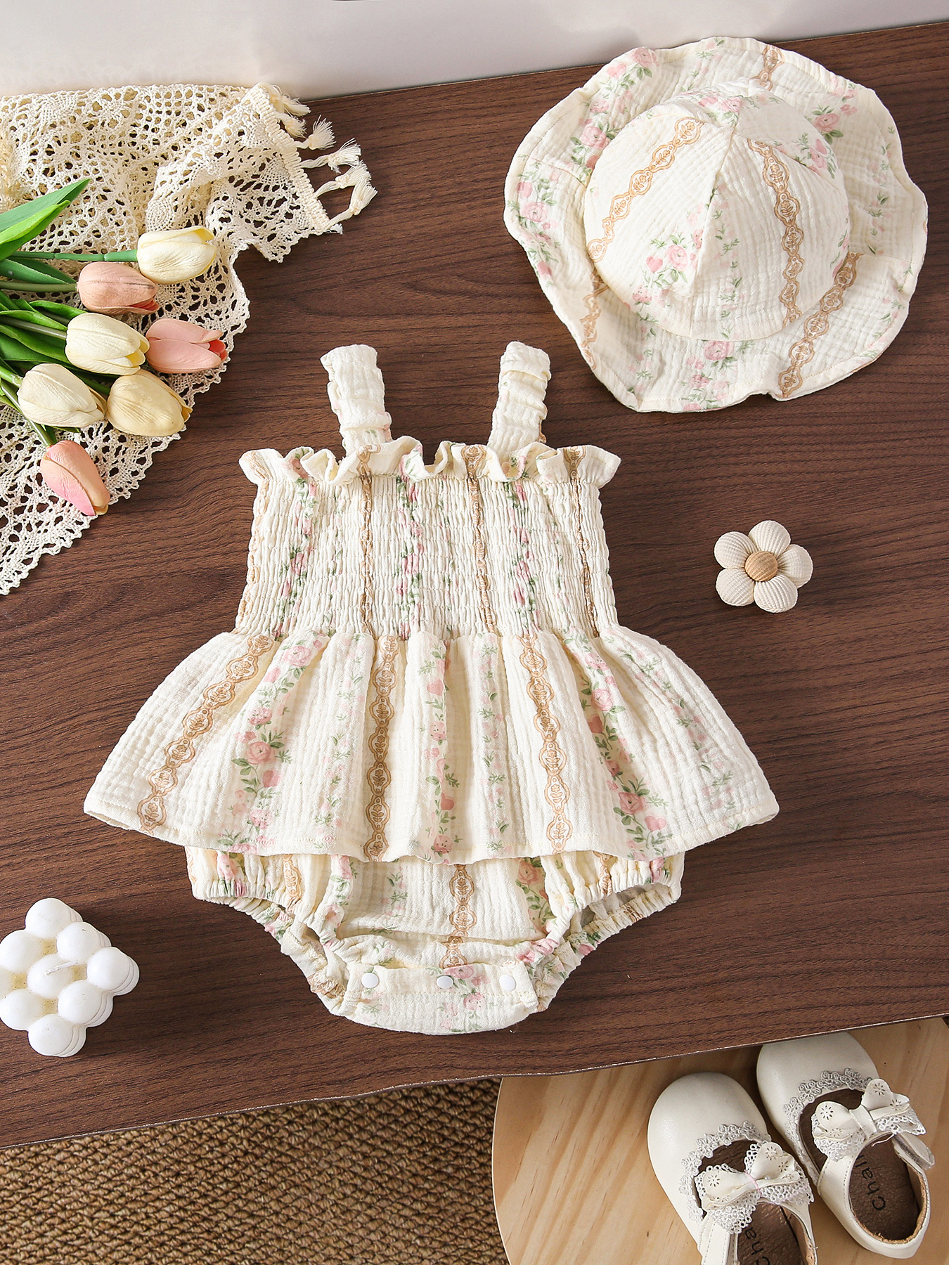 Baby Girl Summer Cotton Outfits Sleeveless Floral Print Smocked Romper Dress with Sun Hat Set 3-18M Summer Infant Baby Girl Outfits Sleeveless Floral Print Bodysuit Dress Sun Hat Clothes Set