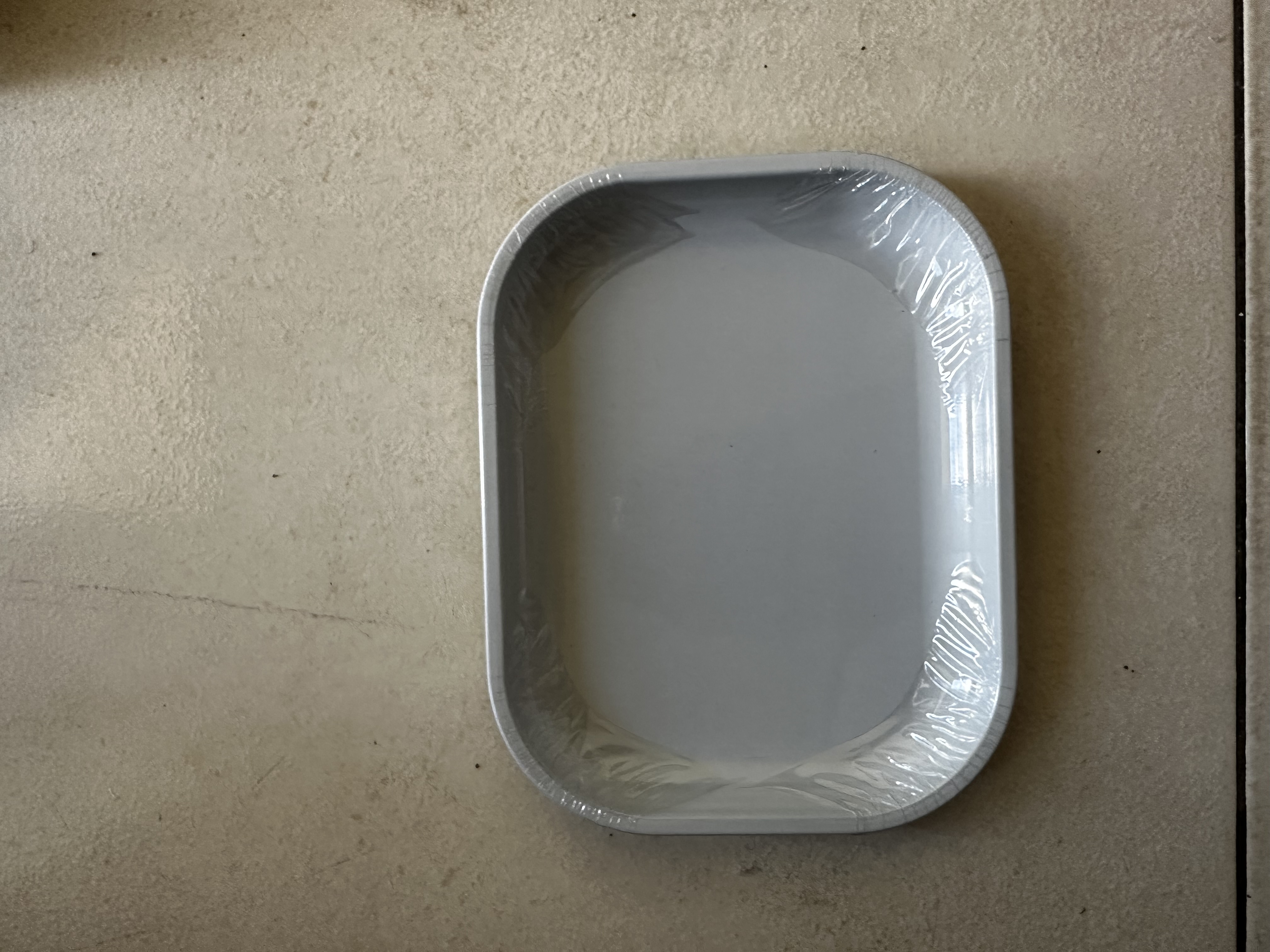 metallic rolling tray