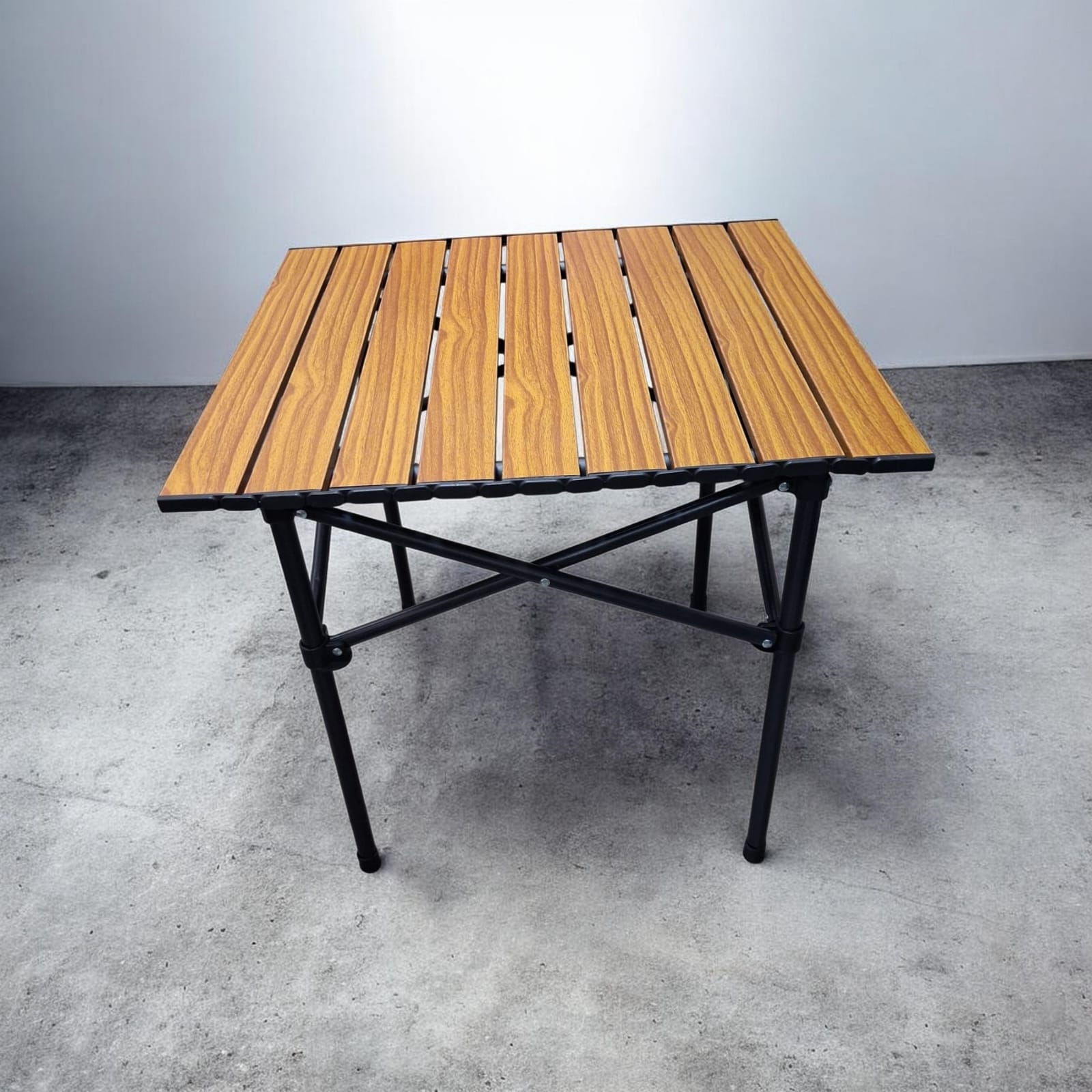 🎁 GIFT OFFER 🎁 - A 1 pc CAMPING/OUTDOOR FOLDABLE TABLE - At an affordable price and of very high quality