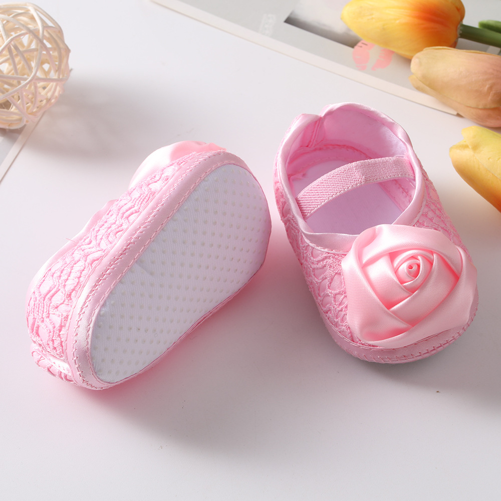New Baby Shoes, European and American Rose Shoes, Fabric Sole Adhesive Walking Shoes, 0-12 Month old Baby Princess Shoes