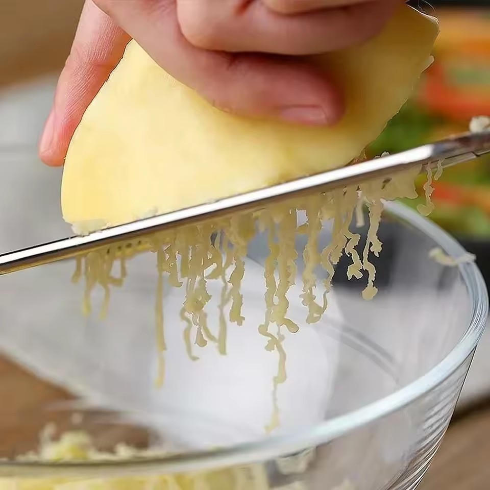 Fine Micro-Blade Grater with Stainless Steel Handle for Lemon Zesting Ginger Cheese Carrot Home Cooking Baking Supplies