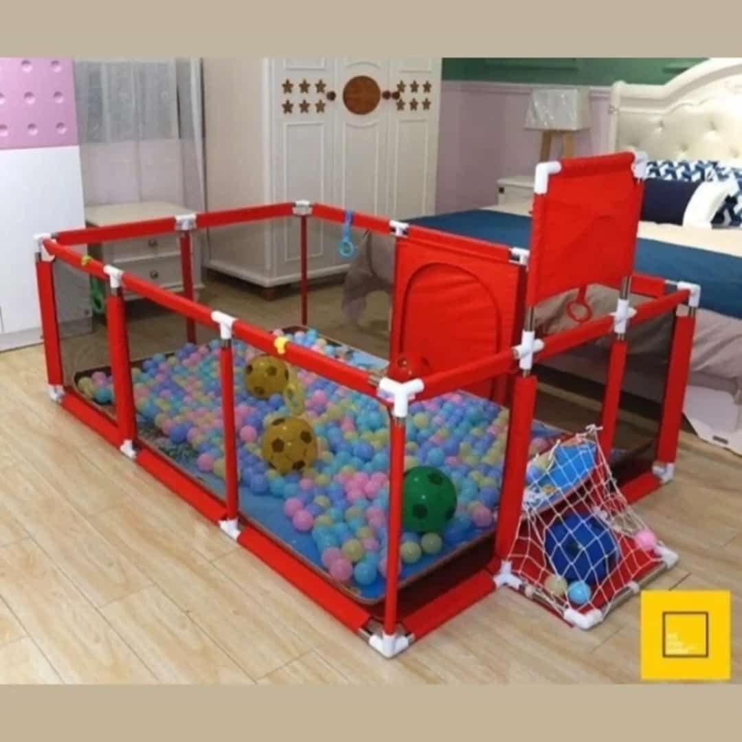 Children’s Baby Play Yard with 30 Soft Balls Kids Indoor Playpen Activity Fence