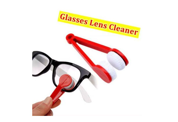 Eyeglass Cleaner Brush - Microfiber Lens Wipe for All Eyewear - Multicolour - 0.1 kg It features a compact, tweezer-like plastic handle with dual round microfiber pads designed to clamp down and clean