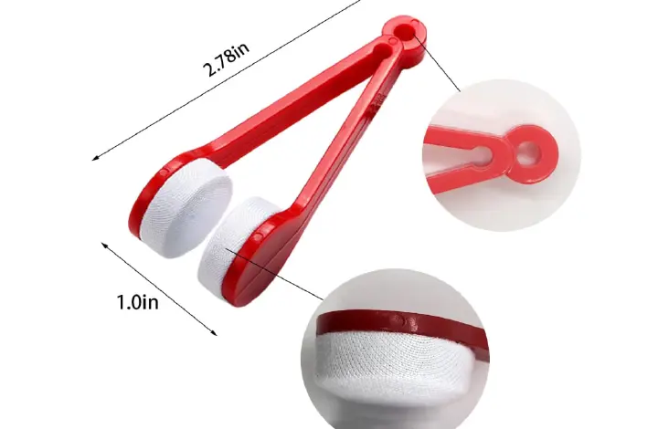 Eyeglass Cleaner Brush - Microfiber Lens Wipe for All Eyewear - Multicolour - 0.1 kg It features a compact, tweezer-like plastic handle with dual round microfiber pads designed to clamp down and clean