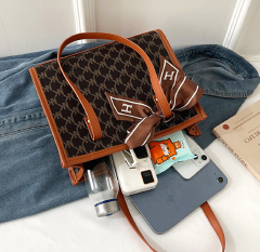 Women  shoulder bag tote bag ladies handbags girl elegant silk scarf shoulder bag women bags Local fast delivery