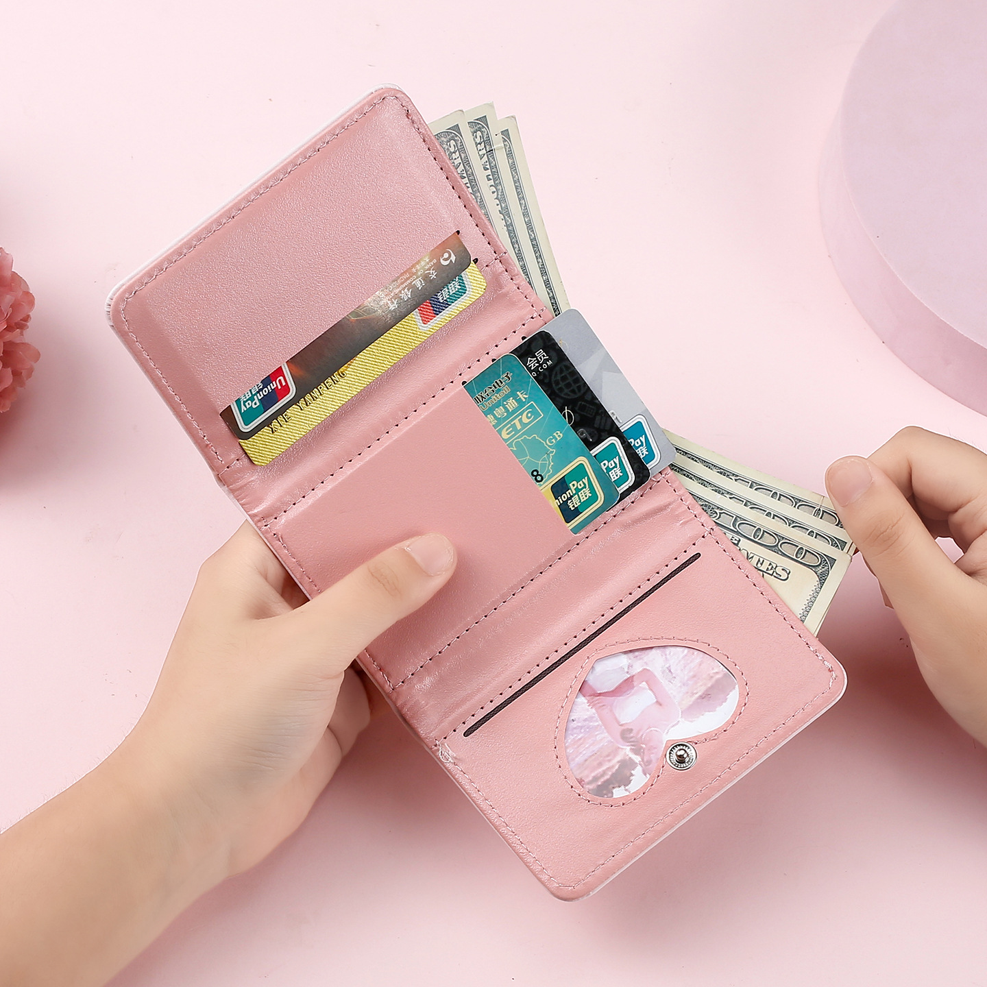 Women Short Wallet Cute Bear PU Leather Small Wallet Female Card Holder Mini Wallet Lady White Wallet Clutch Bag Wallet Girl Wallet Gift Wallet Daily Use Travel Party