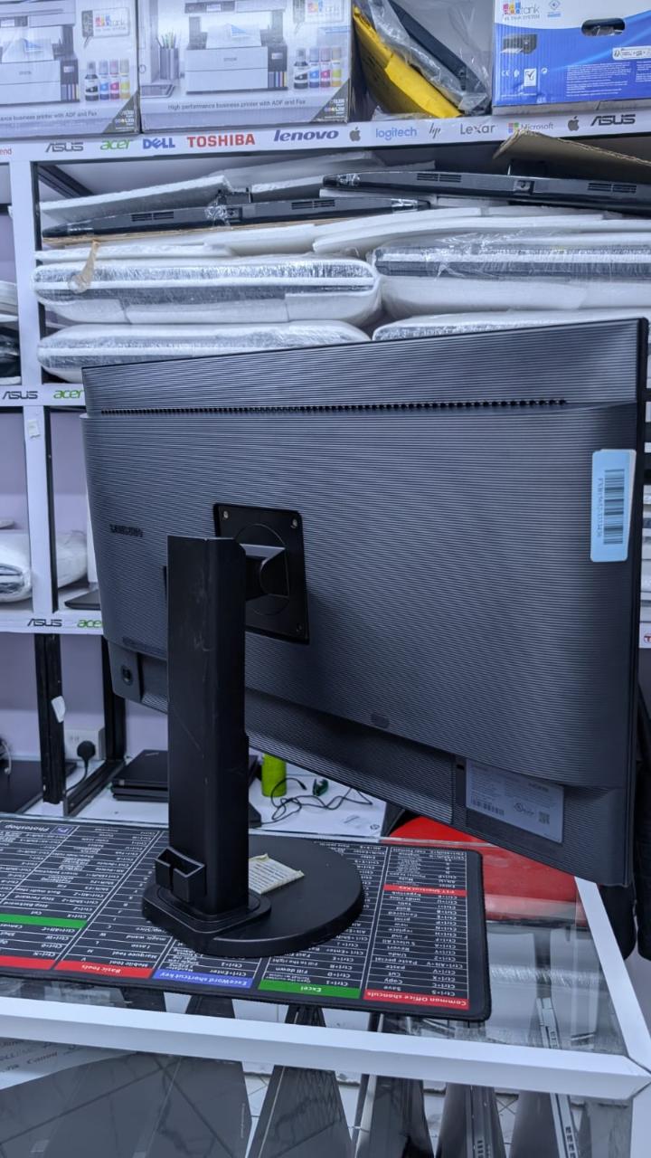 SAMSUNG F32TU872V SERIES