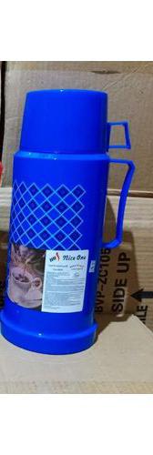 Keep your beverages at the perfect temperature with the Nice One 1-Liter Thermos Flask.
