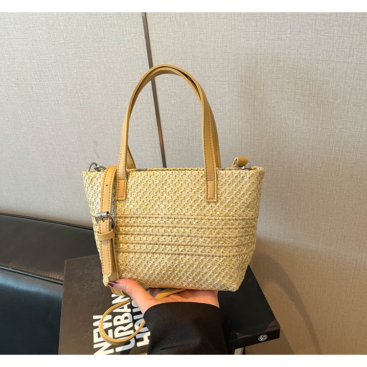 Vintage Straw Rattan Woven Bags Handmade Summer Beach Bags Ladies Large Capacity Shoulder Bag Bohemia Travel Handbags Totes B0264