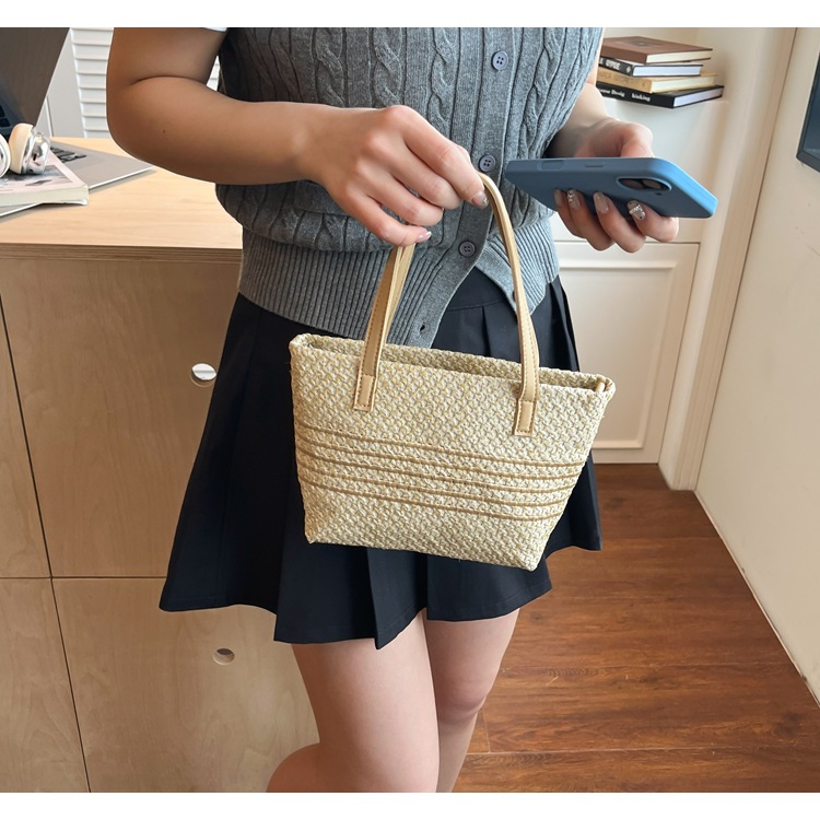 Vintage Straw Rattan Woven Bags Handmade Summer Beach Bags Ladies Large Capacity Shoulder Bag Bohemia Travel Handbags Totes B0264