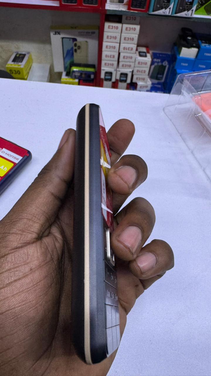 LIMITED DISCOUNT💃🏻💃🏻🔥🔥 !! BRAND NEW K2160 d horse DUAL SIM FEATURE PHONE WITH Bluetooth /Wireless FM/SD Slot kabambe/katululu/mulika mwizi/button feature phone