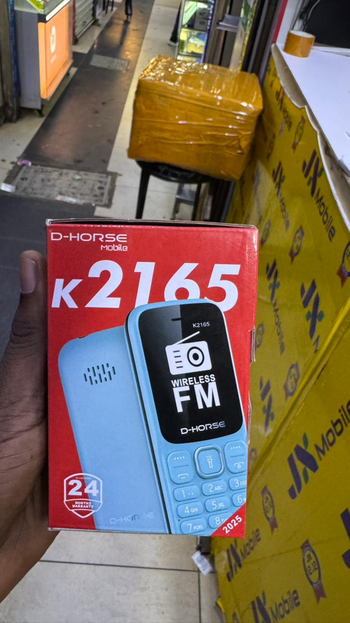 LIMITED DISCOUNT !!!BRAND NEW D-HORSE 2165 SIM CARD FEATURE PHONE WITH Bluetooth /Wireless FM/SD Slot kabambe/katululu/mulika mwizi/button feature phone